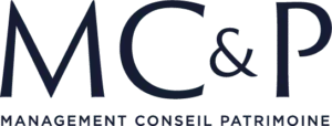 Le Forum du Rotary - Logo avec les grandes lettres "MC&P" en caractères foncés au-dessus du texte plus petit "Management Conseil Patrimoine" sur un fond clair, illustré dans notre section Retour en images.